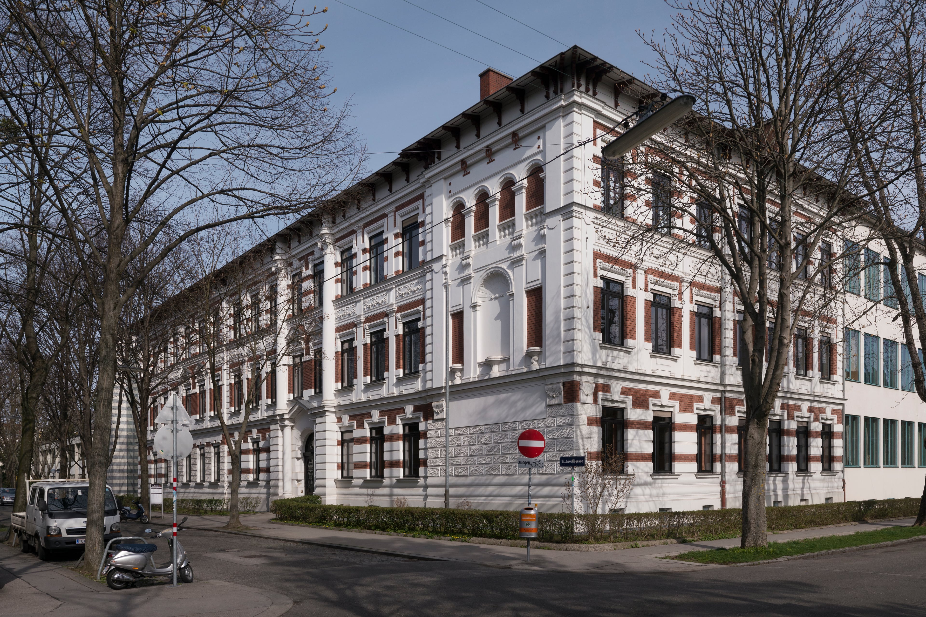 GYM GRG13 Wenzgasse